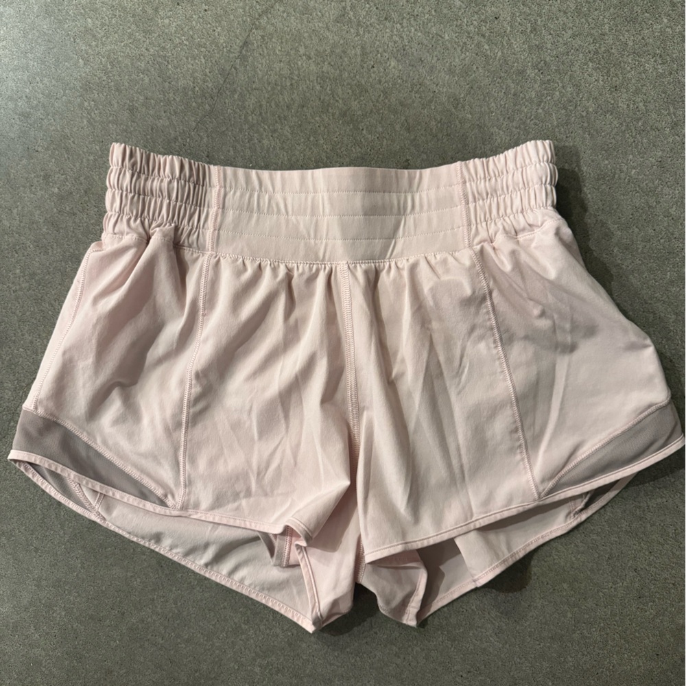 Lululemon hotty hot short